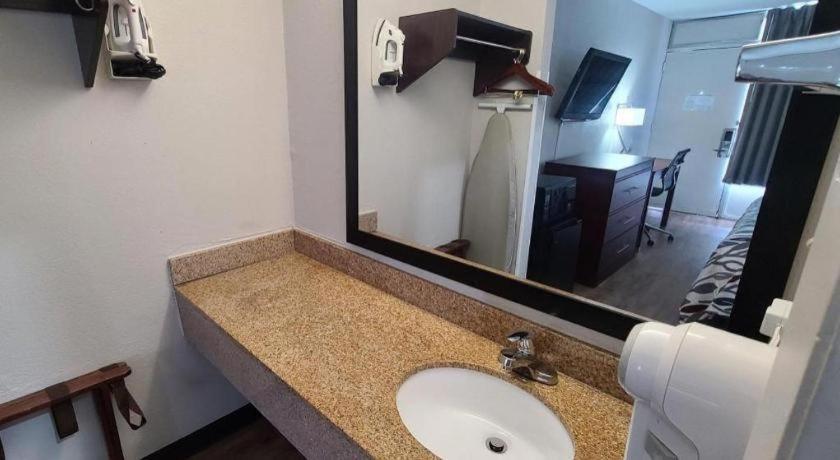 Red Roof Inn Florence, Sc Zewnętrze zdjęcie
