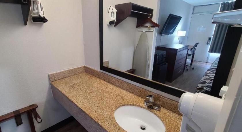 Red Roof Inn Florence, Sc Zewnętrze zdjęcie